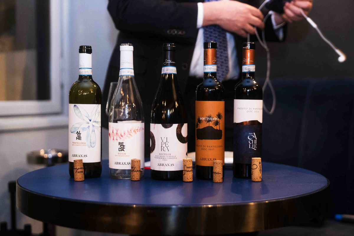 La rinascita di Abraxas: l'azienda siciliana presenta il nuovo volto a Milano