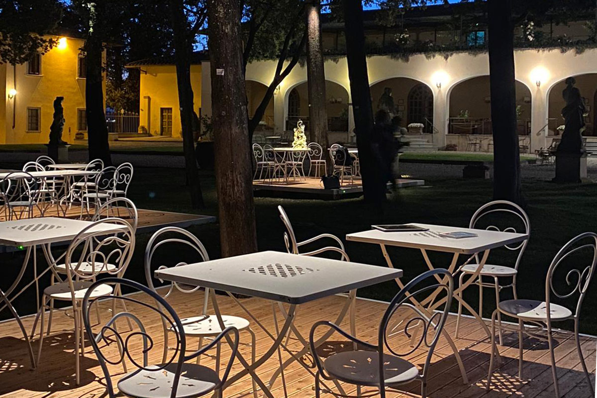 Il Parco di Poggio Casciano che ospita la rassegna Sotto le Stelle “Sotto le Stelle” con Ruffino Vino, poesia, cinema e musica Il Parco di Poggio Casciano che ospita la rassegna Sotto le Stelle “Sotto le Stelle” con Ruffino Vino, poesia, cinema e musica