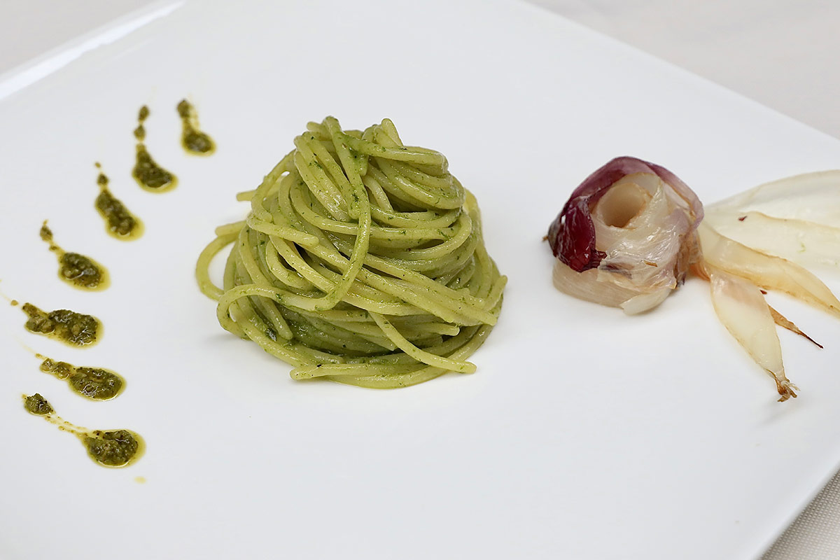 Spaghettoni al Verde di Cipolla Rossa di Tropea Calabria Igp