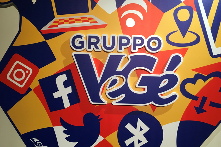 La Pop Art e il mondo dei consumi Ugo Nespolo interpreta la Marca