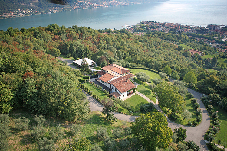 Romantik Hotel Relais Mirabella Iseo di Clusane sul Lago Un lago, una decappottabile e di più Ecco la vacanza d'acqua dolce