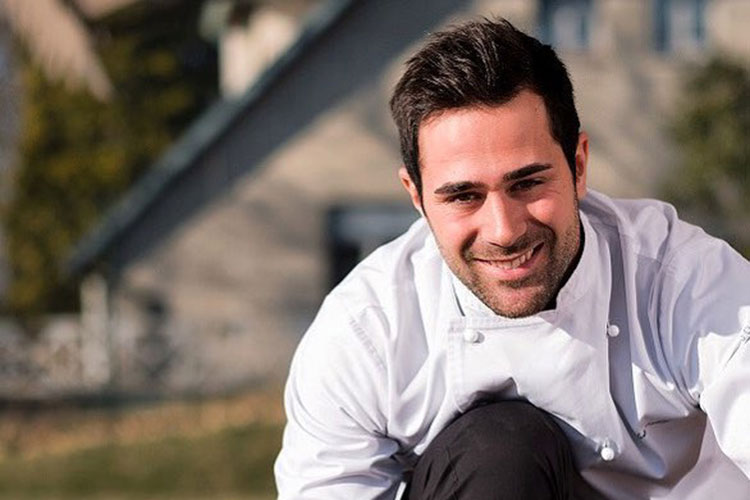 Roberto Valbuzzi - Rugiati, lo sfogo sul web contro un collega La polemica divampa, parola ai cuochi