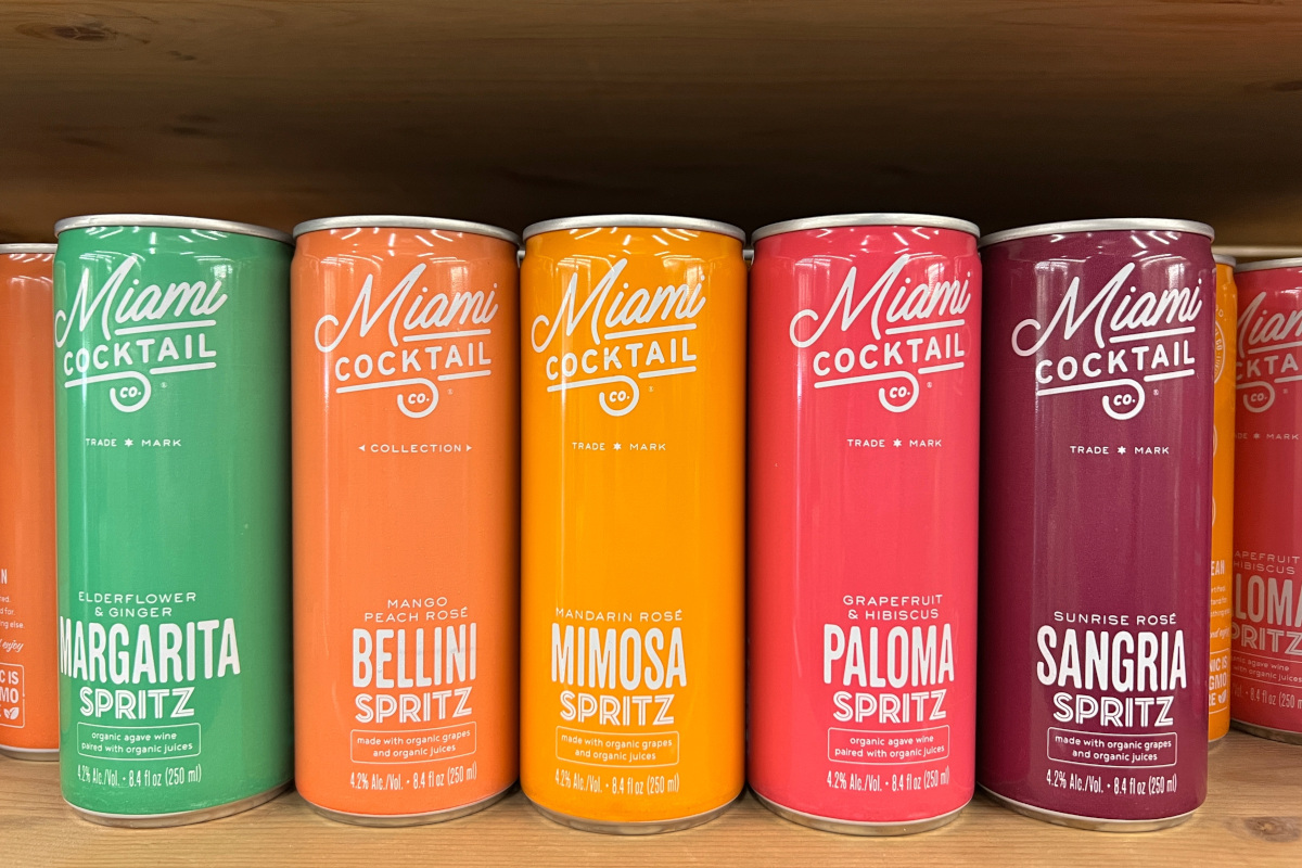 Cocktail in lattina contro il bartender: i ready-to-drink stanno cambiando l’aperitivo italiano? Cocktail in lattina contro il bartender: i ready-to-drink stanno cambiando l’aperitivo italiano?