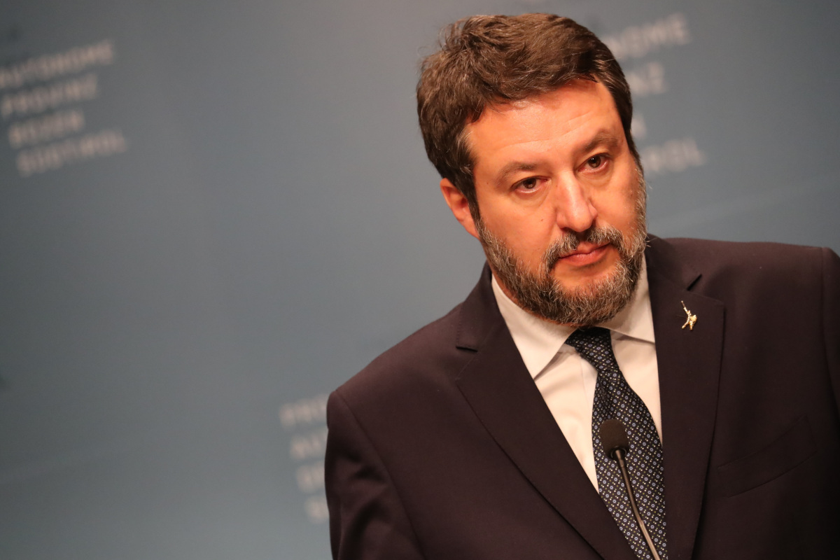 Codice della strada e allarme vino: chi paga il prezzo del populismo di Salvini?