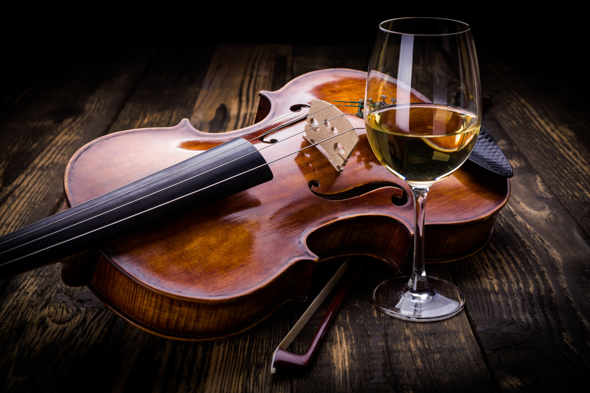 Sound Sommelier: l’arte di abbinare vino e musica per un’esperienza multisensoriale