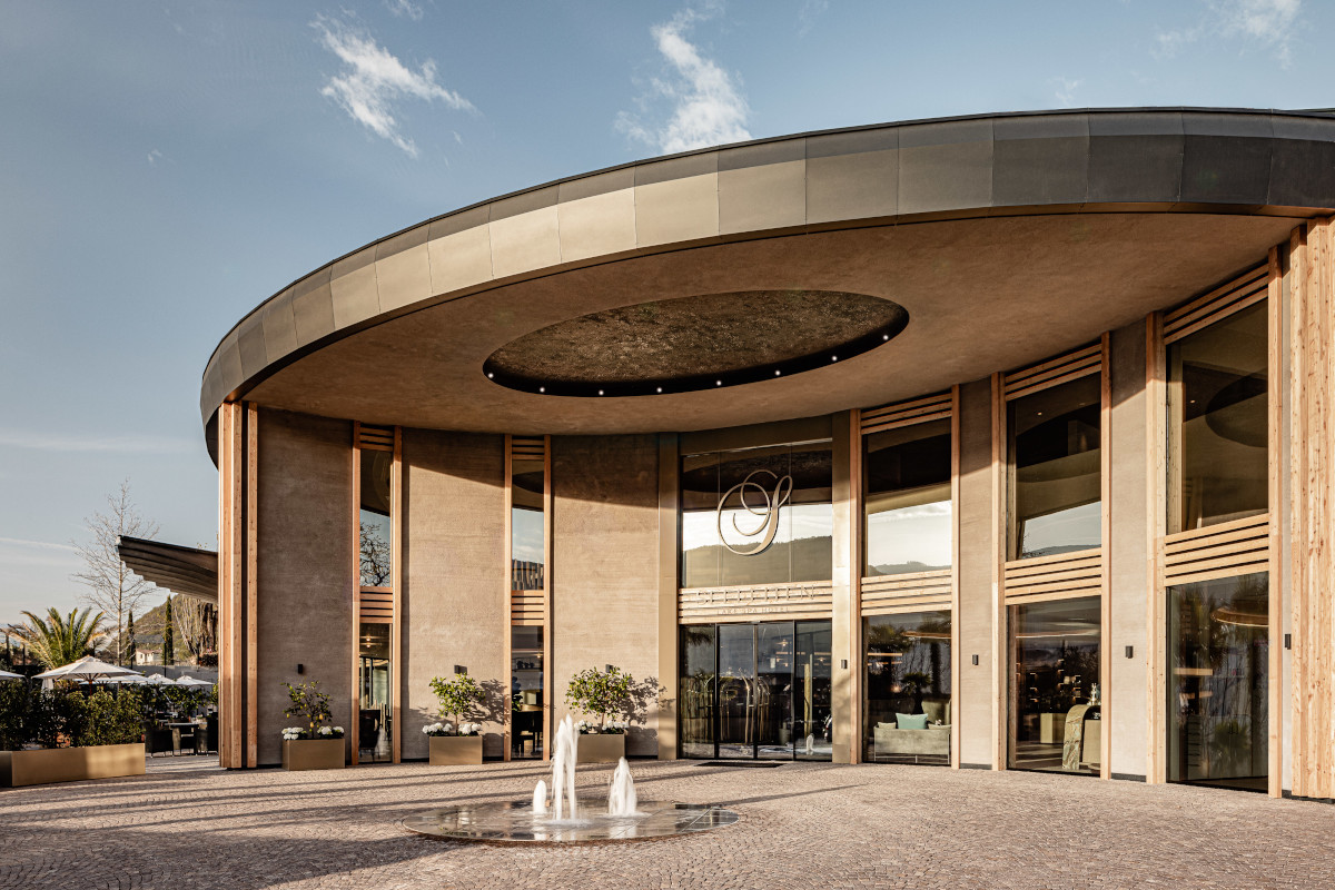 Cinque stelle tra lago e vigneti? Il Seeleiten Lake Spa Hotel di Caldaro