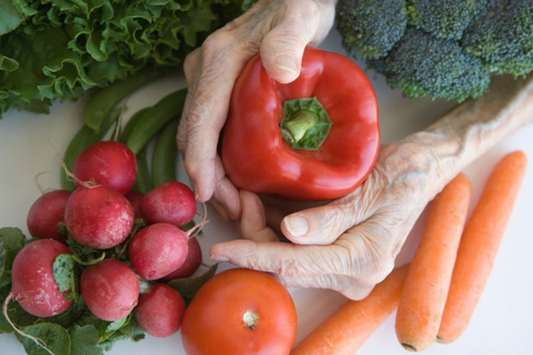 (Spesa, pi&ugrave; attenzione alla salute Fibre e vitamine aumentano nel carrello)