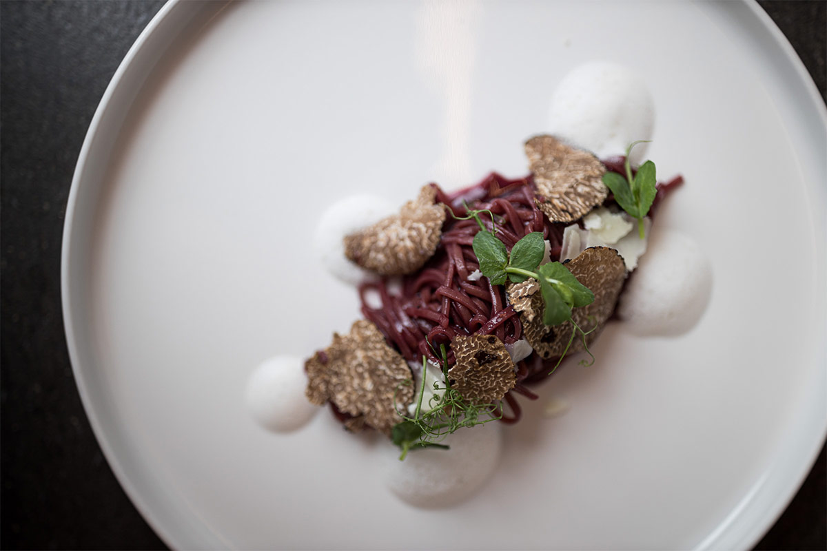 Tagliatelle al vino fatte in casa Tagliatelle al vino fatte in casa