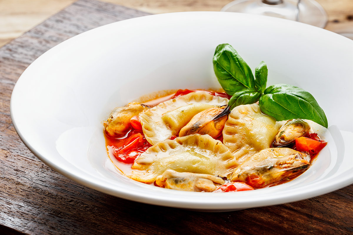 Tortelli in brodetto piccante di cozze Tortelli in brodetto piccante di cozze