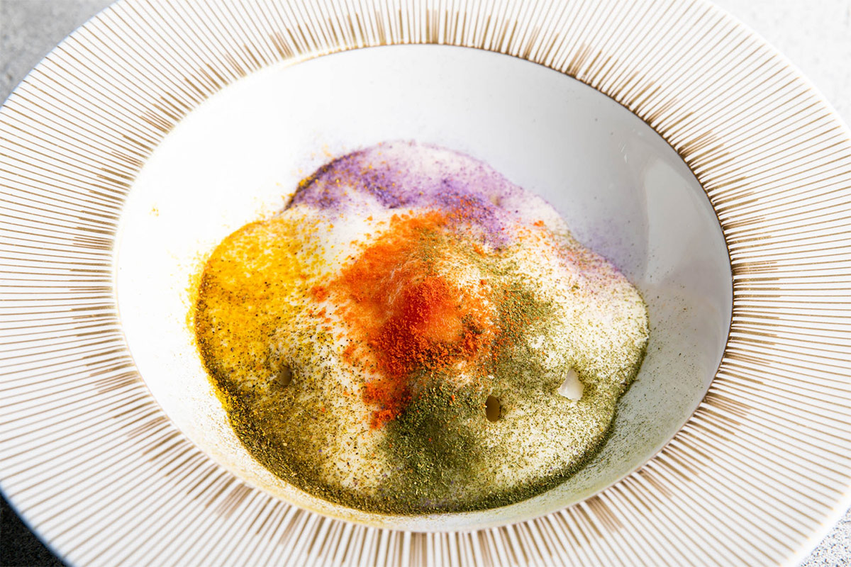 Uovo 65&deg; con mozzarella affumicata e patate Uovo 65&deg; con mozzarella affumicata e patate