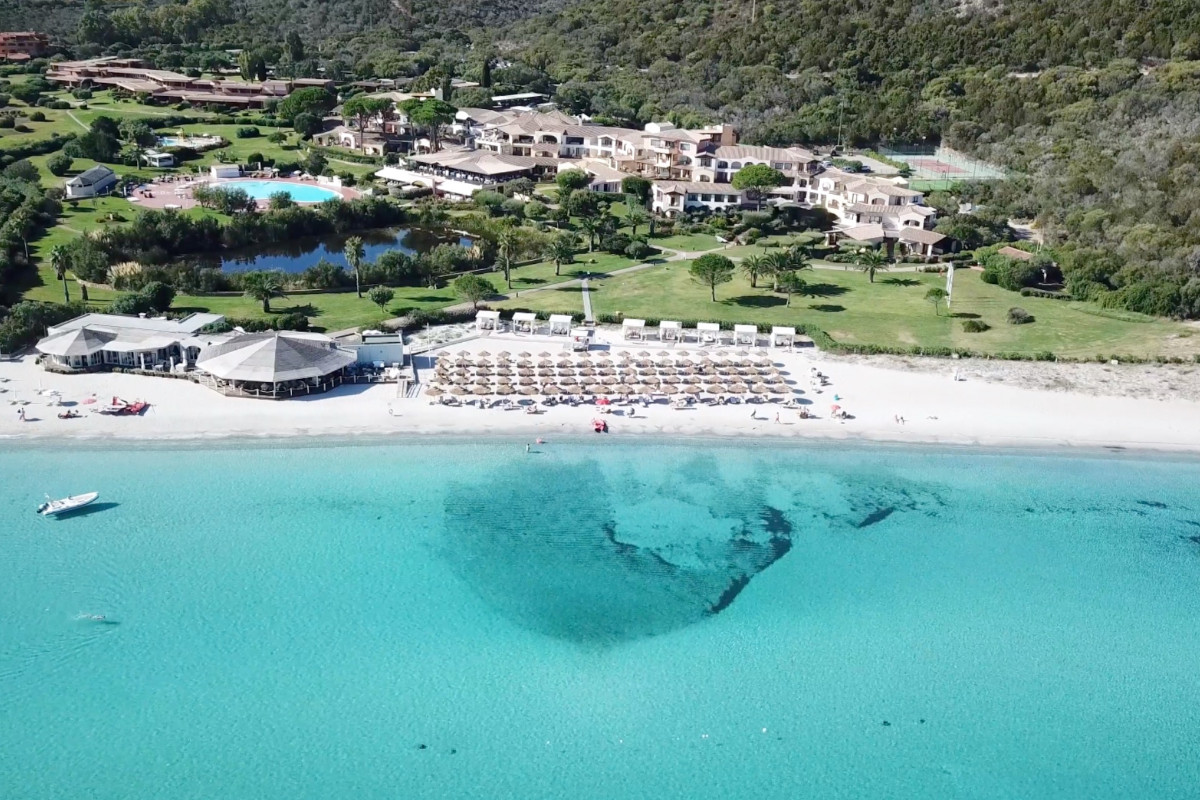 Hotel da sogno al mare? Eccone 8 tra Sardegna, Sicilia, Puglia e Campania