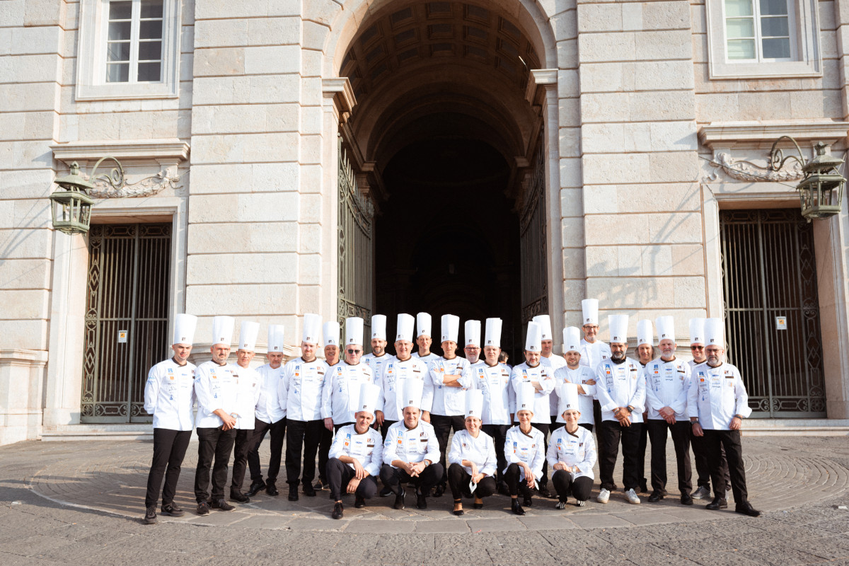 I membri dell'Accademia Maestri del Lievito Madre e del Panettone Italiano Il futuro della pasticceria italiana: più artigianalità e meno “spettacolo”