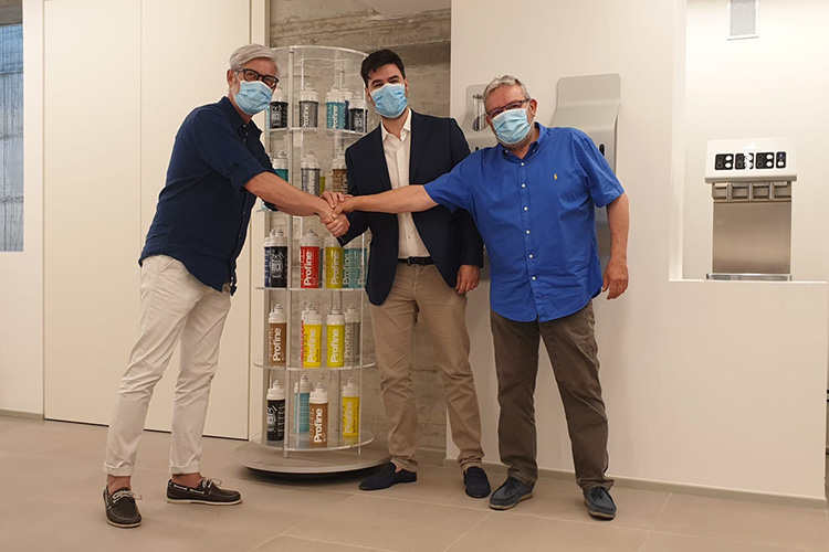 Distributori automatici di bevande Acqua con filtri di protezione