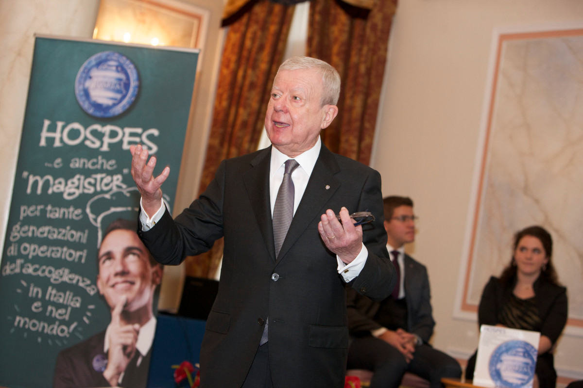 Alberto Gozzi In memoria di Alberto Gozzi, una vita per l'ospitalit&agrave;