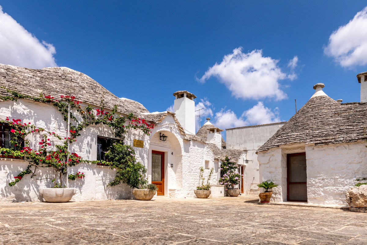 Puglia isolata, trasporti in tilt: è allarme per il turismo pasquale