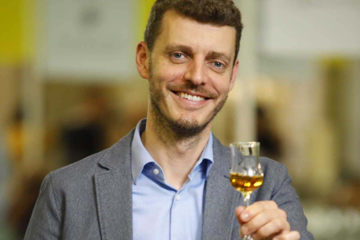 SpiriTurismo: l’Italia dorme, la Scozia incassa. Svegliamoci o la grappa resta un souvenir polveroso