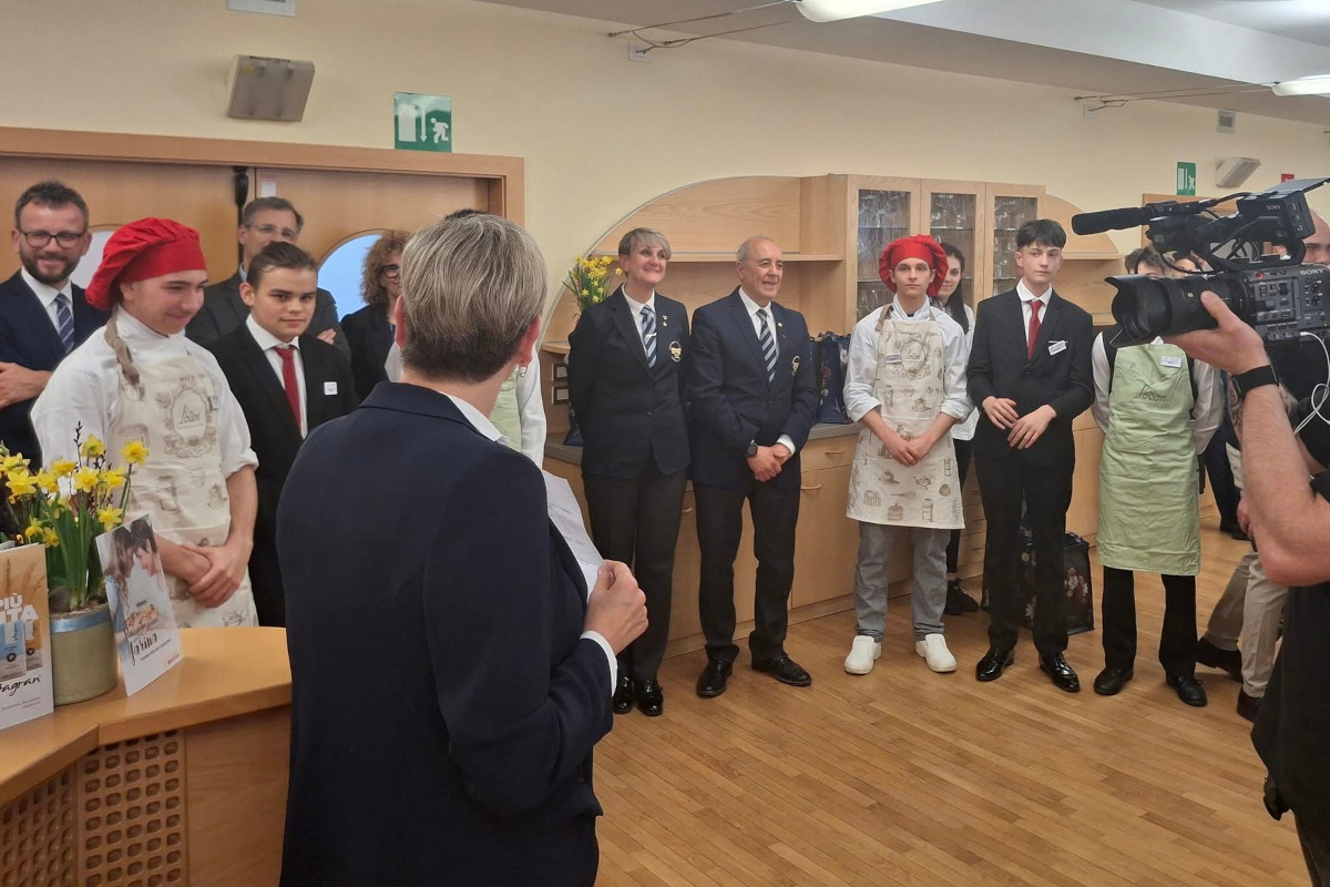 A Merano studenti in cucina e sala per il concorso dedicato a Roberto Fontana