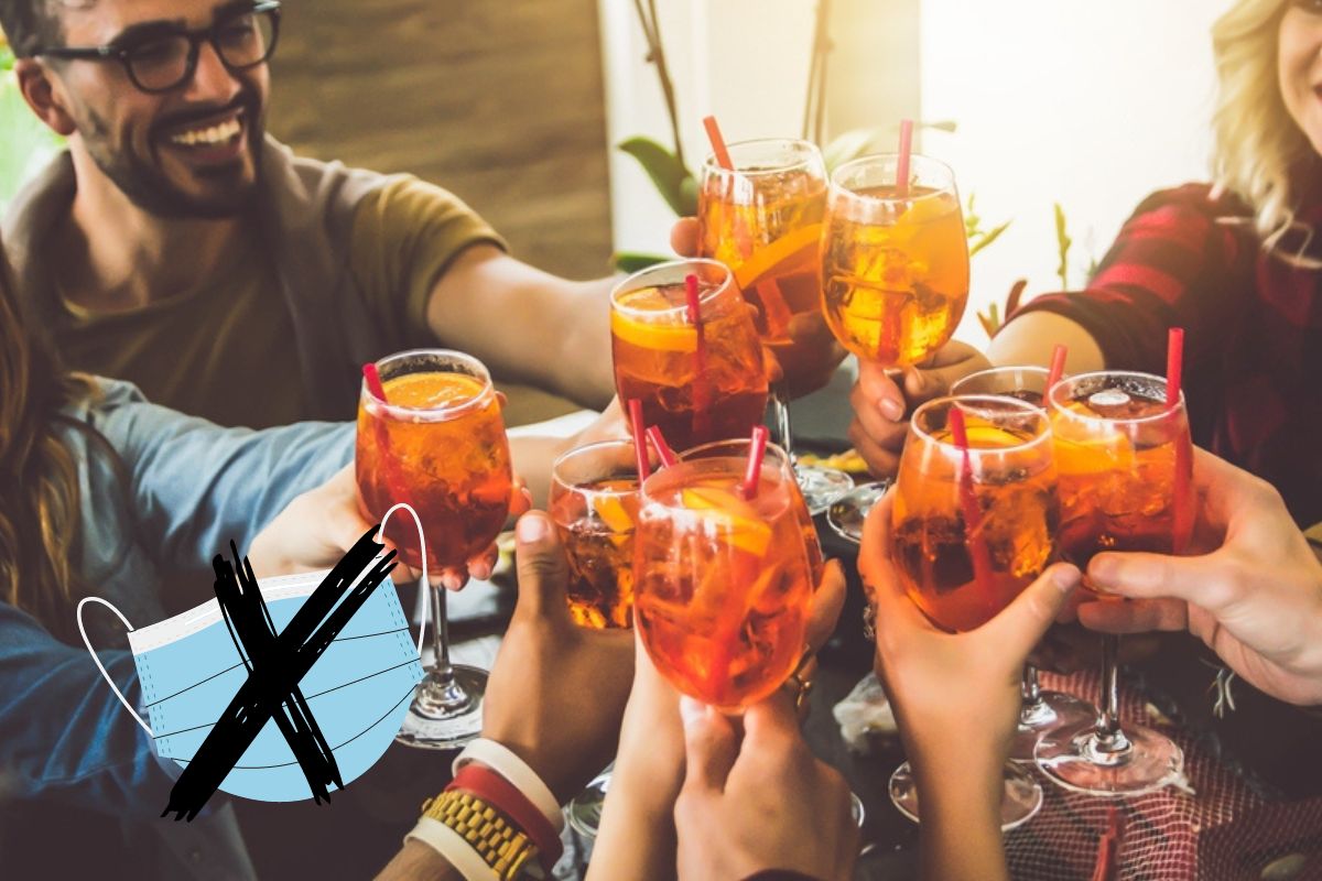 Ecco i consigli e i trend per l'aperitivo perfetto al bar e a casa