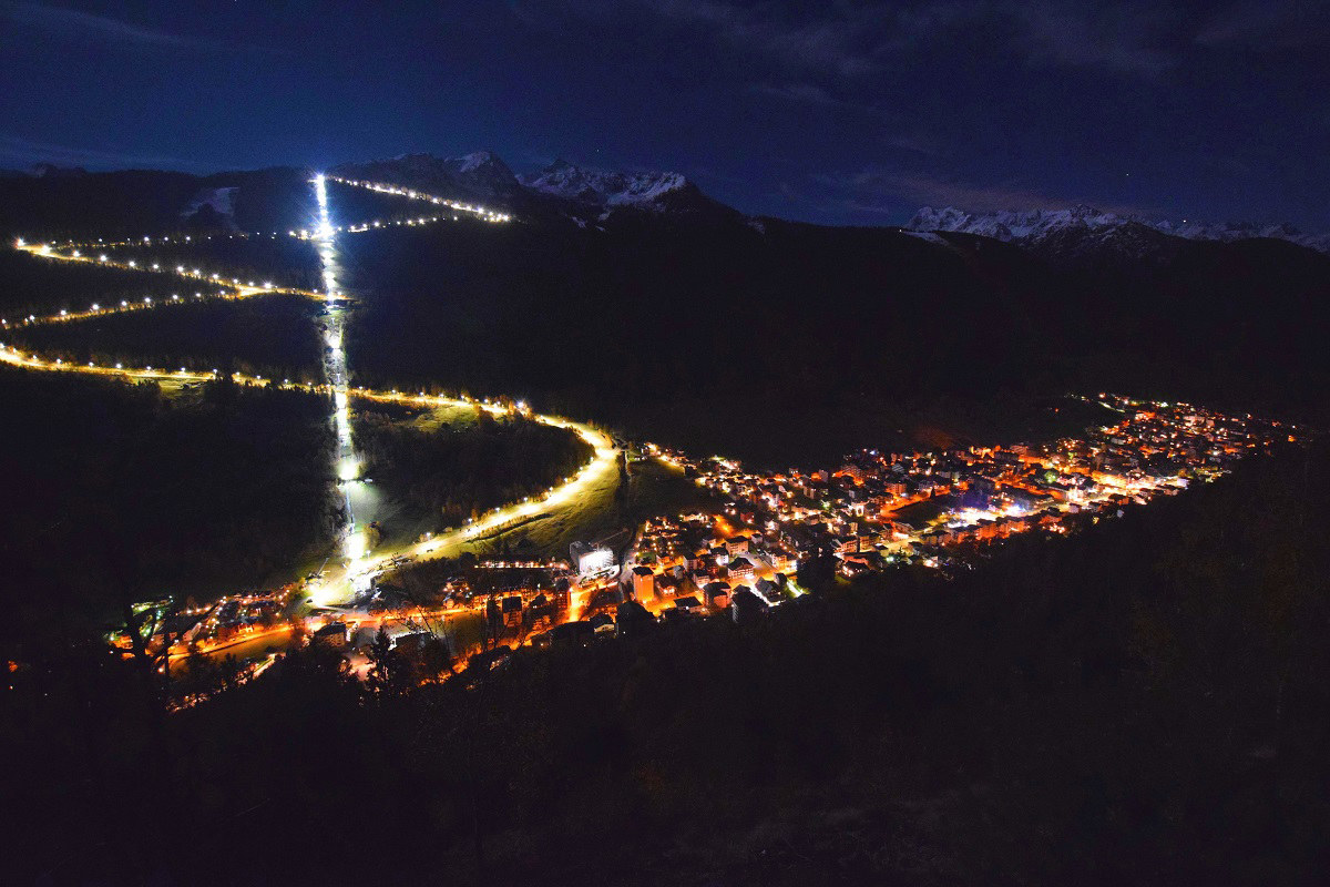 Baradello by Night La Stelvio di Bormio la pista più bella. Livigno la montagna più amata