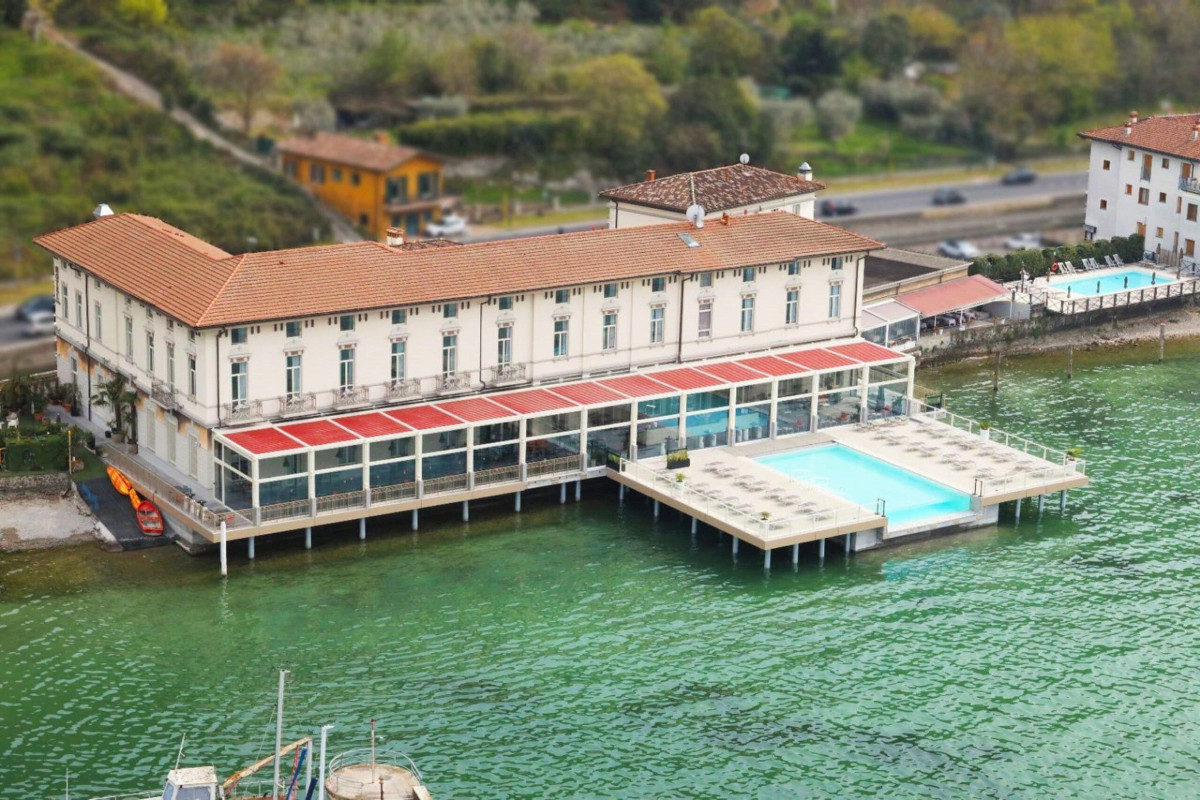 L'Hotel Araba Fenice e la Terrazza 1841 a Iseo, Brescia 
