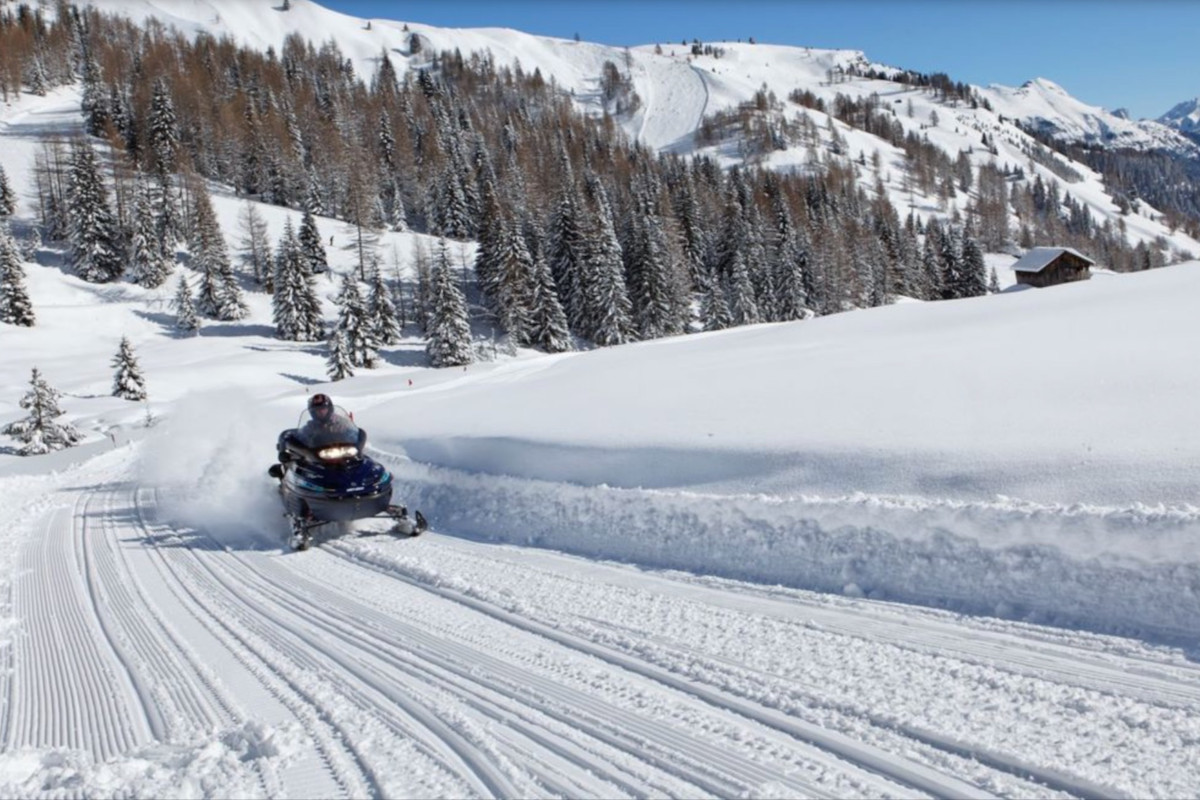 Motoslitta ad Arabba Dove andare e cosa fare nella giornata mondiale della neve