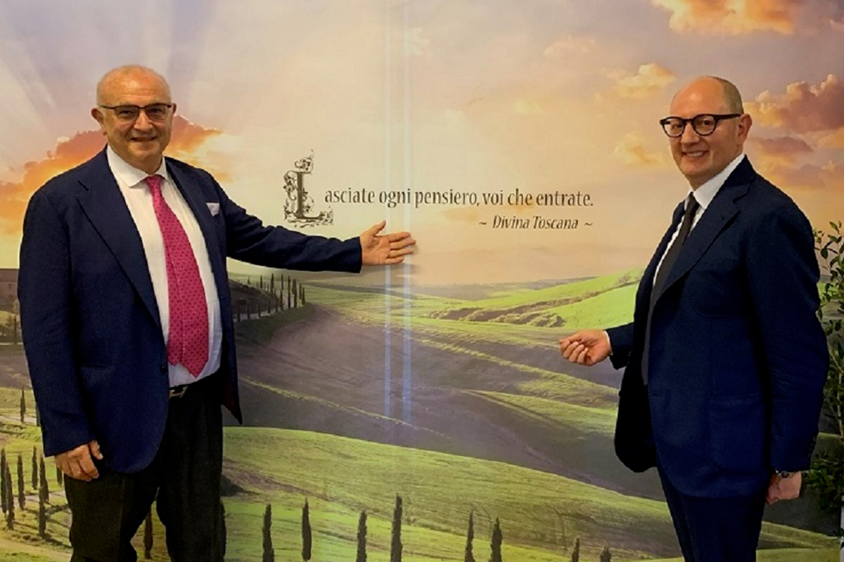 Da sinistra, Antonio Auricchio e Domenico Raimondo. Antonio Auricchio alla guida dell'associaizonedei formaggi Dop e Igp