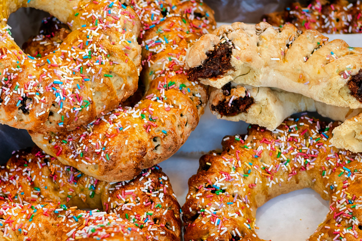 Alla scoperta del buccellato, il dolce di Natale che sembra un centro tavola