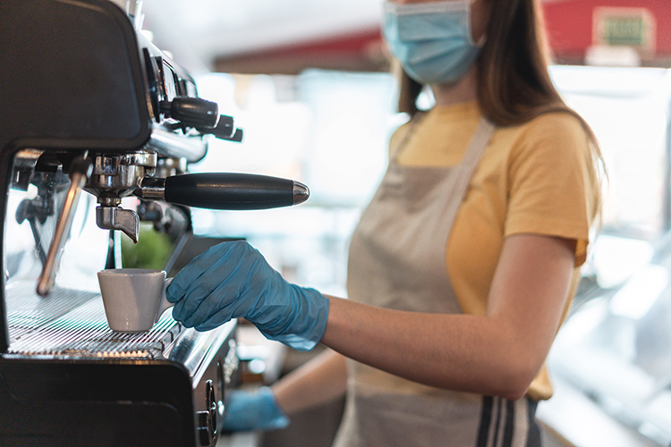 Rincari su materie prime e costi dell'energia La colazione fuori diventa un lusso: il caffè al bar arriva a 1,50 euro