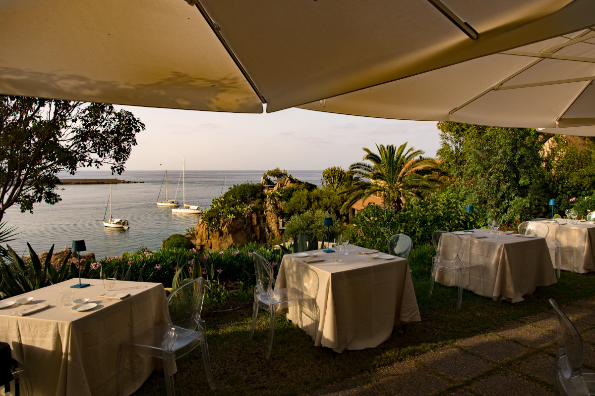 Il ristorante Cala Luna dell'Hotel Le Calette di Cefalù Dalle Madonie alle Dolomiti: Dario Pandolfo al Merano Wine Festival