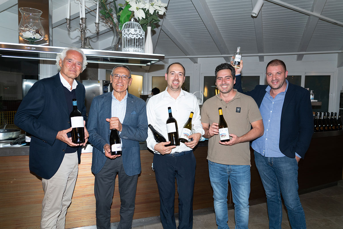 Luca Guerrieri, Claudio Morelli, Enrico Cerioni, Roberto Cantori e Roberto Rotatori Marche, il turismo riparte dal vino e dalla ristorazione