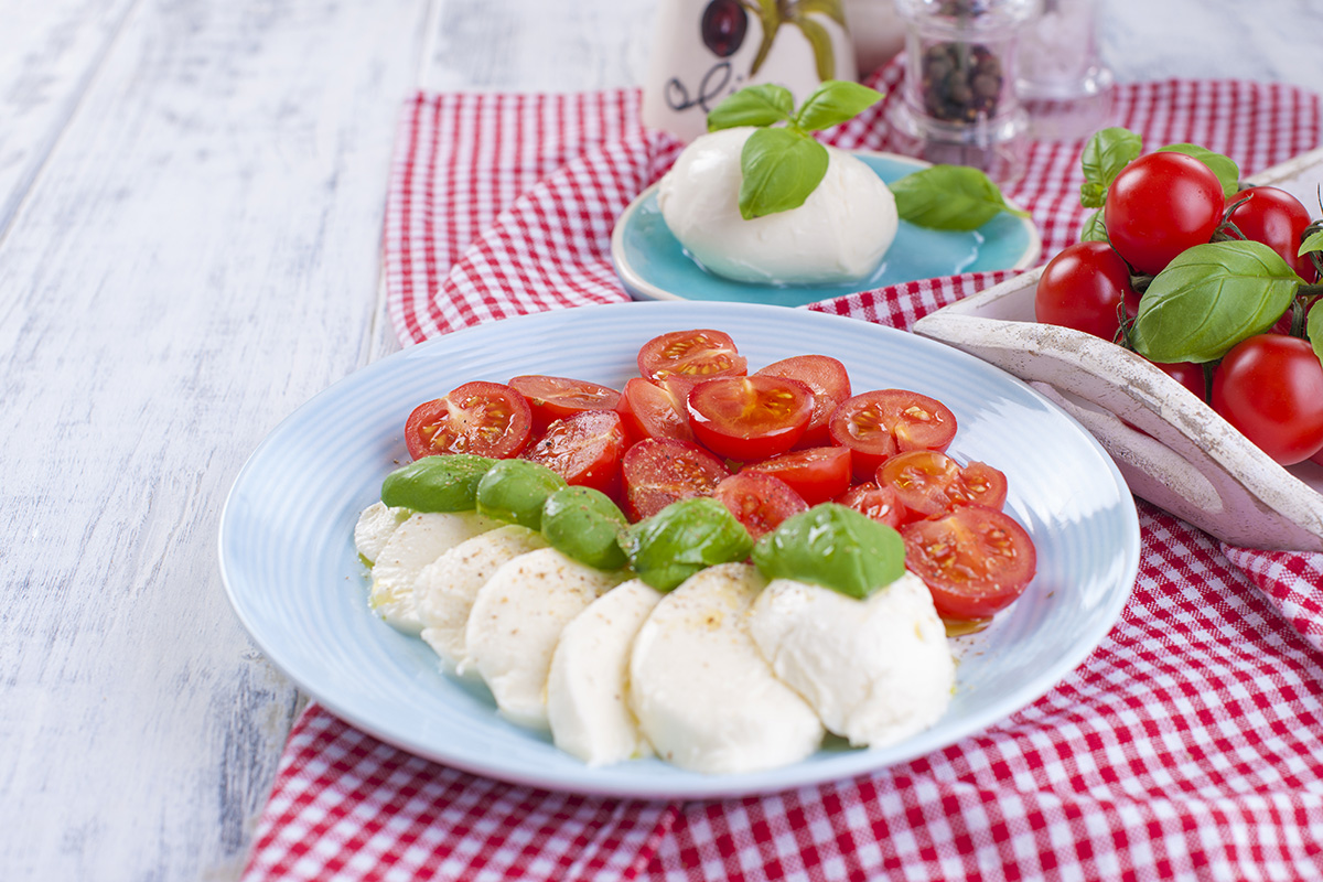 Insalata caprese Ami la caprese? Provala in versione gelato!