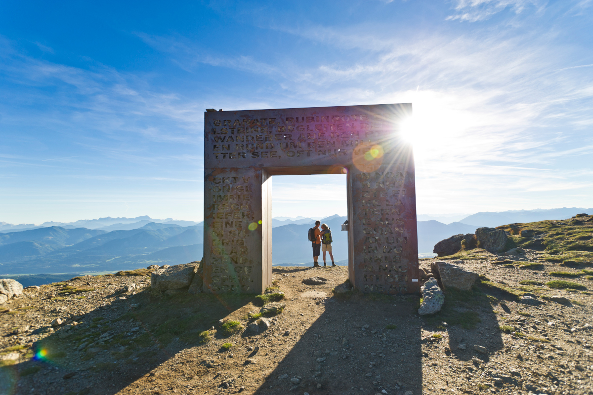 Il sentiero dell'amore Carinzia, dai sentieri ai rifugi con vista sulle montagne. Paradiso del trekking