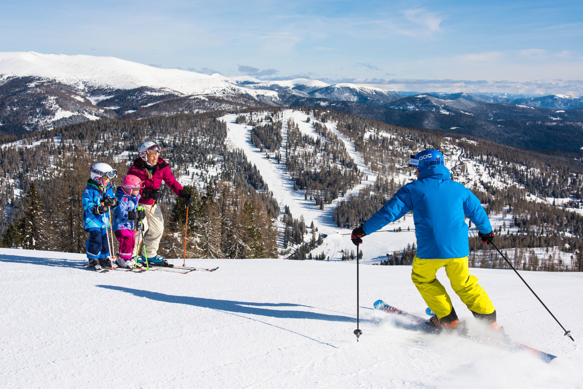 Tempo di saldi anche sulla neve: ecco dove sciare risparmiando Tempo di saldi anche sulla neve: ecco dove sciare risparmiando