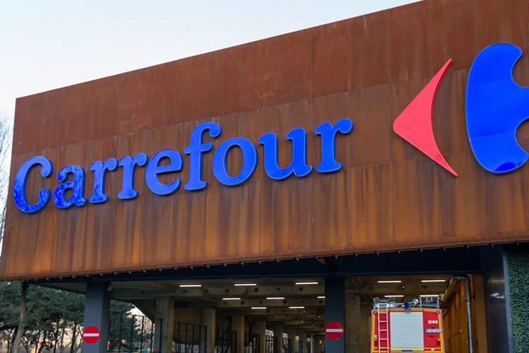 Titolo cede oltre il 7% sulla piazza di Parigi (Fonte: UmbriaOggi) - No all&rsquo;offerta dei canesi: Carrefour perde in borsa