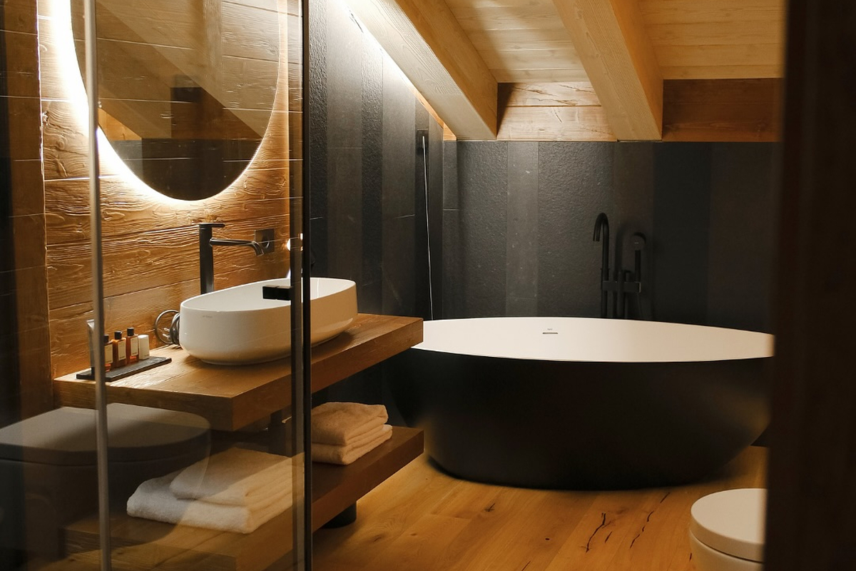 Cortina e le Dolomiti: attività all'aperto tra i segreti dei sentieri della Grande Guerra Cortina e le Dolomiti: attività all'aperto tra i segreti dei sentieri della Grande Guerra