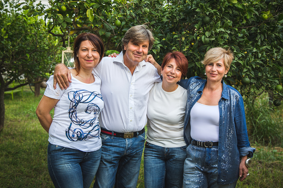 Casa Limonio: tradizione di famiglia nella produzione di liquori siciliani