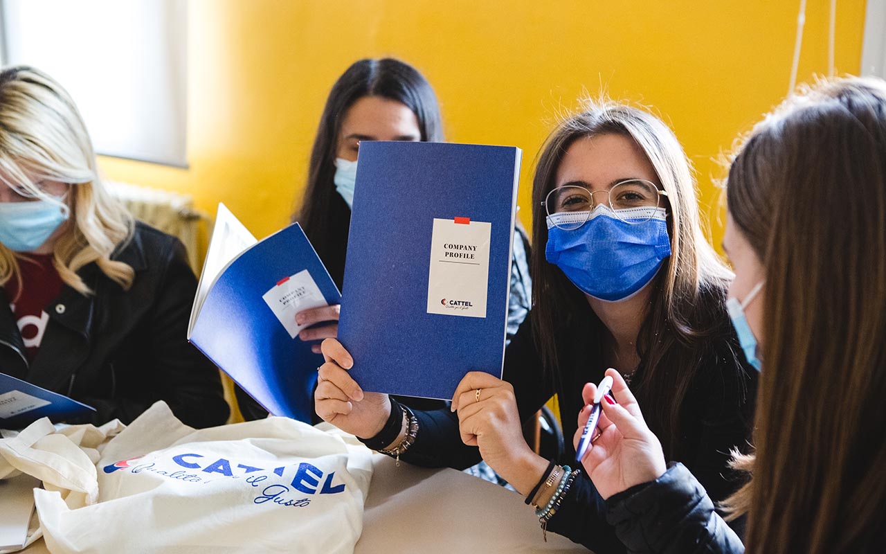 ttel punta sulla formazione nelle scuole con il progetto insegnare in cucina Cattel e la formazione nelle scuole alberghiere: in programma nuovi istituti