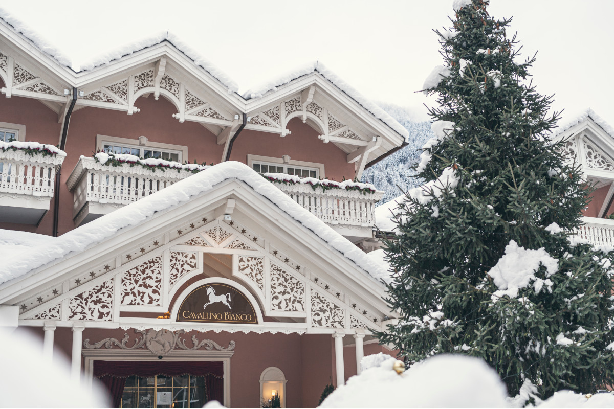 Il Cavallino Bianco di Ortisei  Cavallino Bianco a Ortisei il paradiso per le famiglie di sciatori