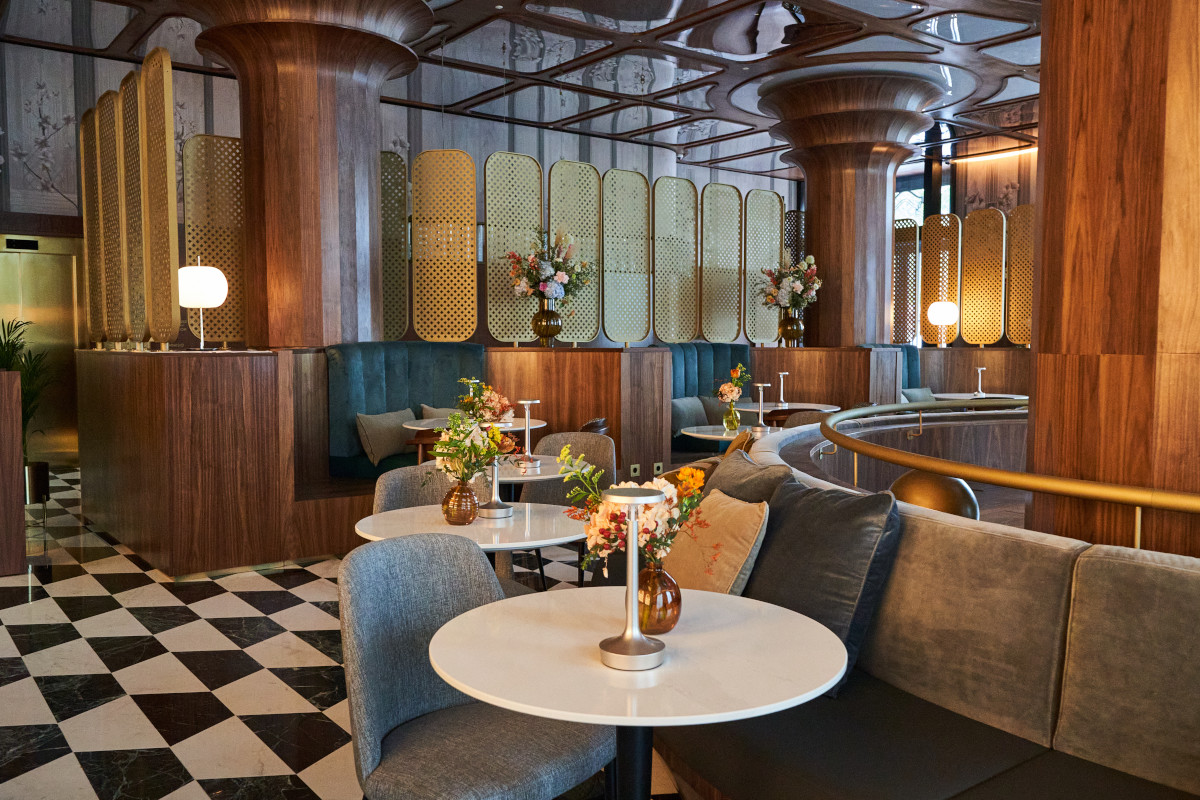 Un tuffo nell'eleganza senza tempo al Grand Hotel Centenari di Valencia Un tuffo nell'eleganza senza tempo al Grand Hotel Centenari di Valencia