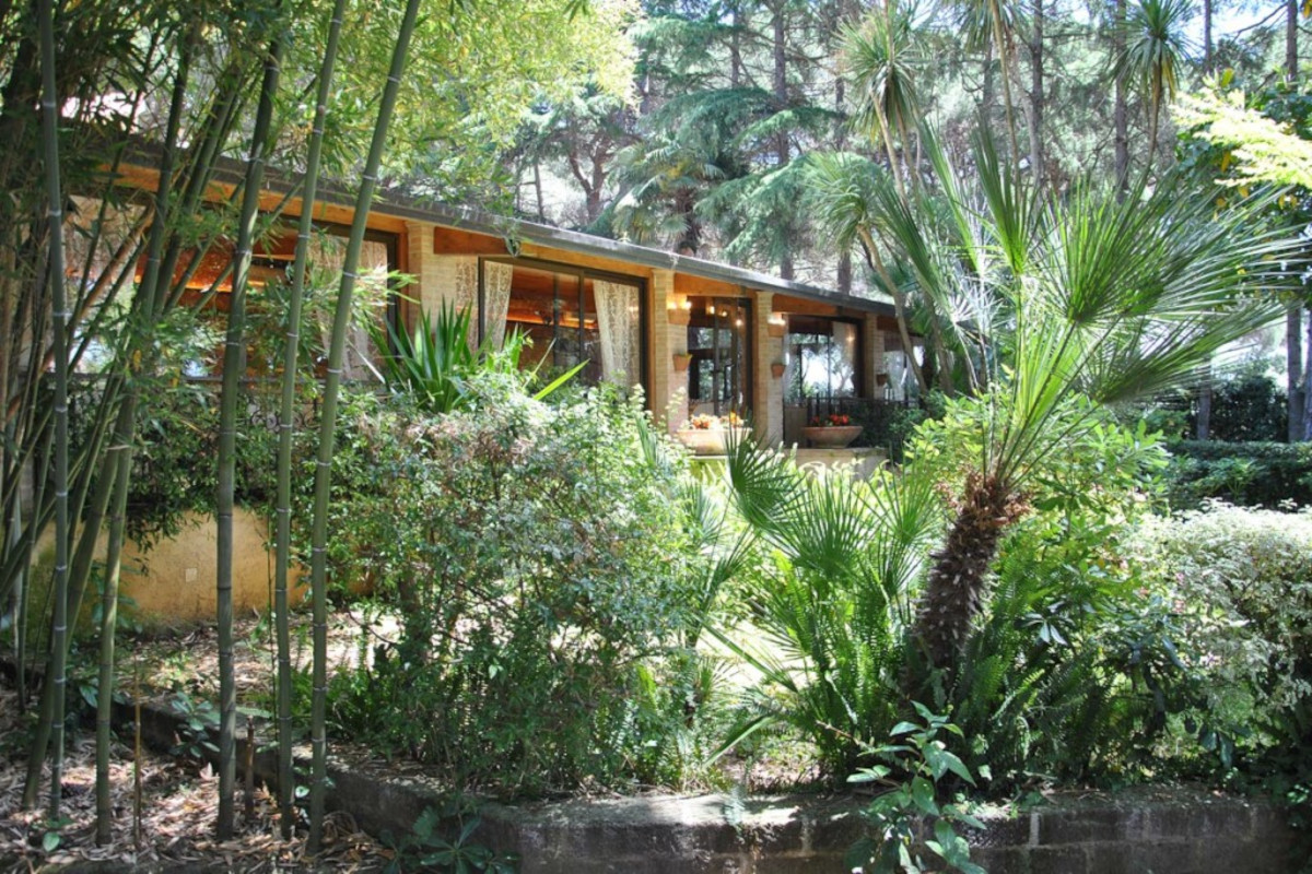 L'esterno di Villa Ceri (foto sito Internet) Soggiorno a Ceri, borgo ricco di storia nella terra degli etruschi L'esterno di Villa Ceri (foto sito Internet) Soggiorno a Ceri, borgo ricco di storia nella terra degli etruschi