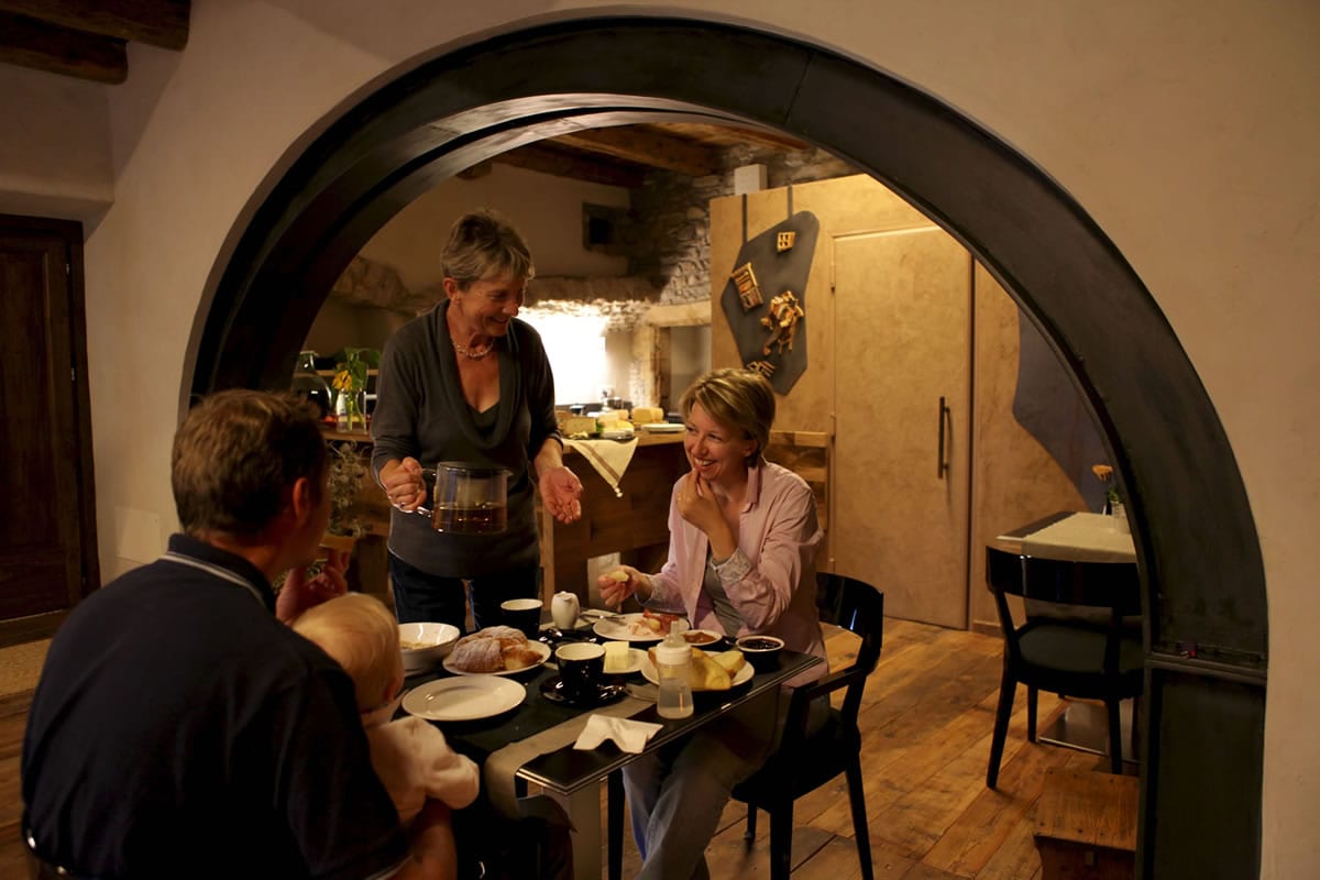 La colazione a Maison Bondaz è un momento da assaporare con calma Da Maison Bondaz la colazione è il motivo per cui i clienti tornano più volte