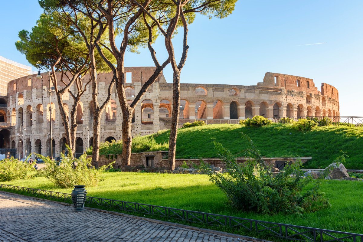 Il degrado del Colosseo danneggia tutto il turismo di Roma