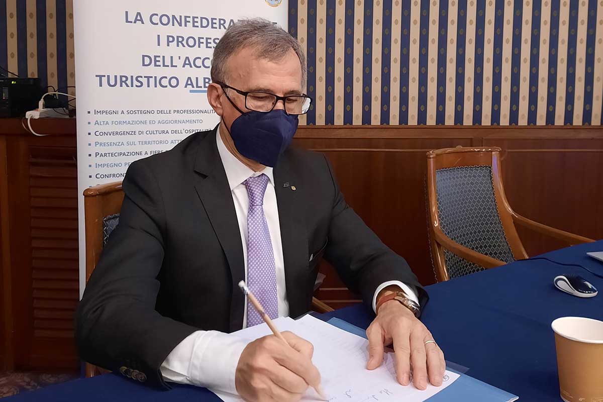  Il presidente di Solidus Francesco Guidugli durante un momento del convegno Al convegno annuale Solidus l'accoglienza fa quadrato attorno al benessere dell'ospite