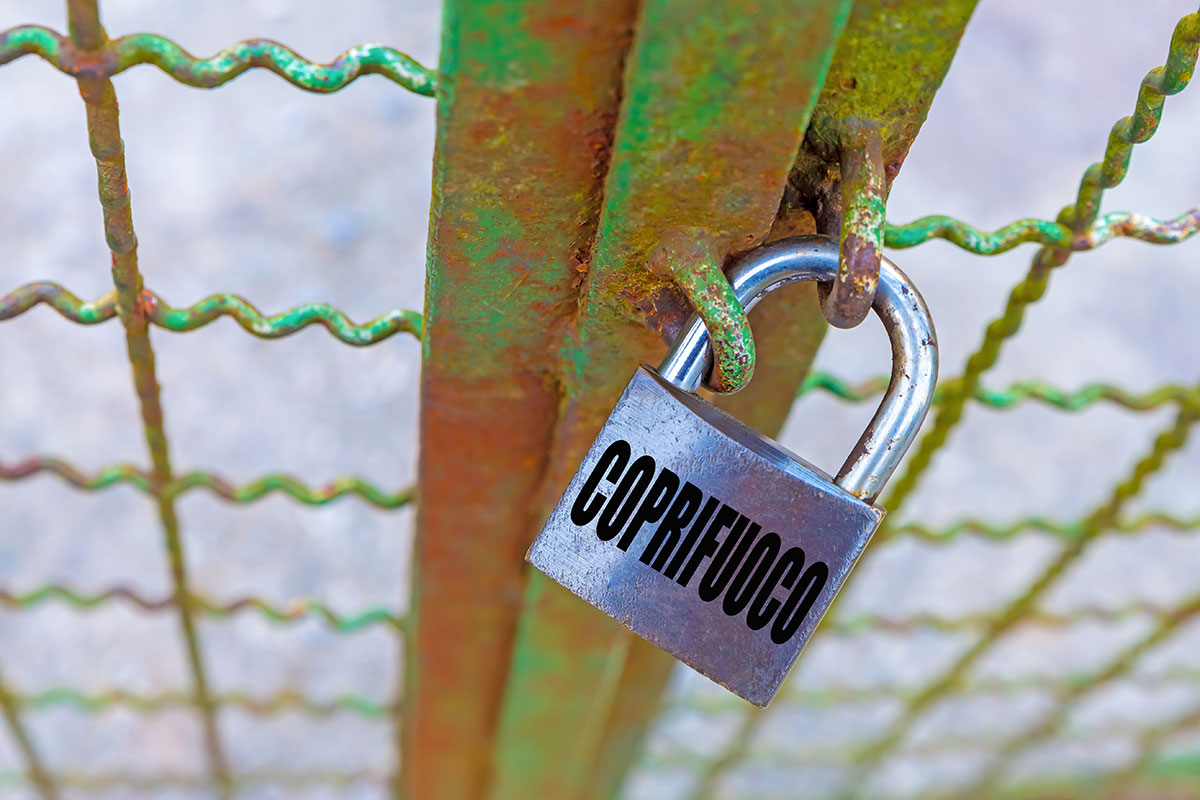 Coprifuoco, lo slittamento alle 23 si decider&agrave; nel fine settimana Slittamento del coprifuoco alle 23? Si decider&agrave; nel fine settimana