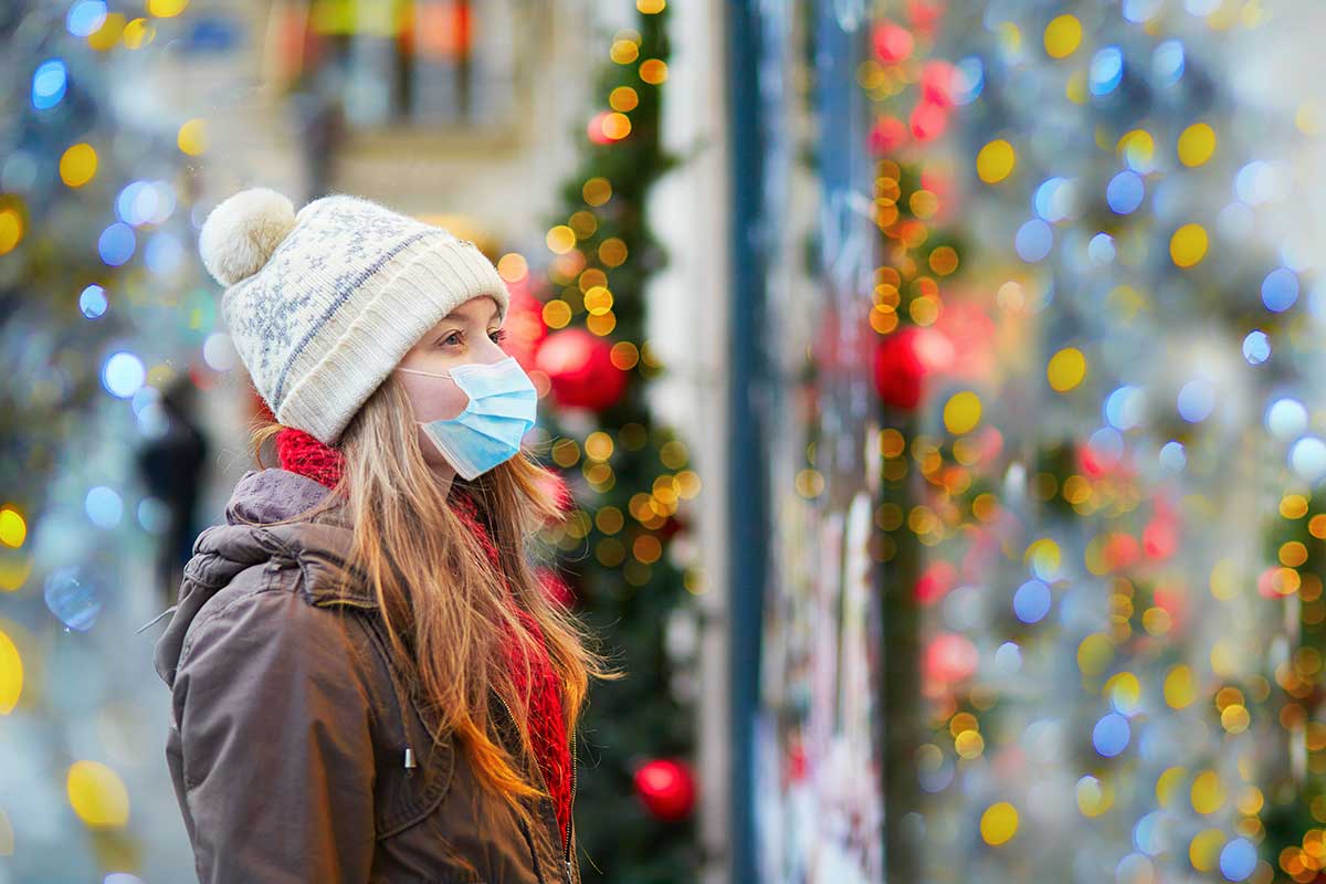 Per il sottosegretario Pierpaolo Sileri si va verso un «Natale sereno grazie a vaccinati e green pass Green pass di 12 mesi, vaccinazioni e ritorno ai colori per un inverno anti-Covid