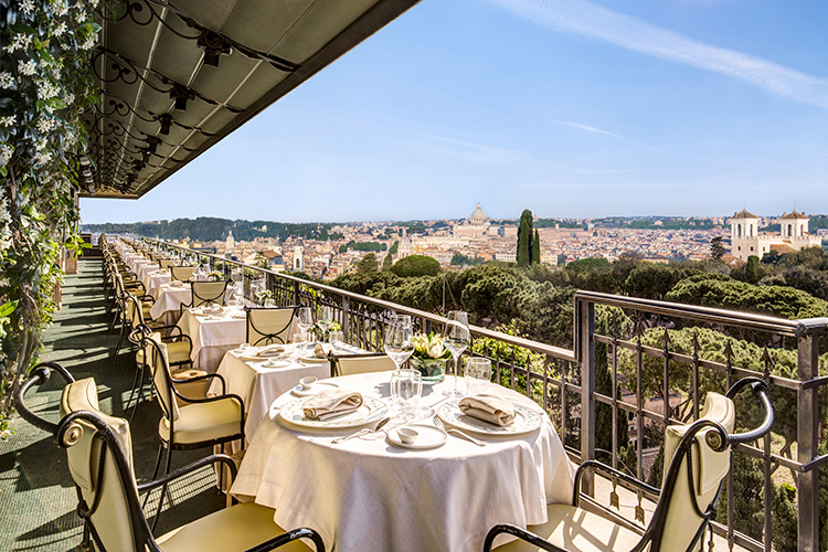 Mirabelle, terrazza con vista (Da Stefano Marzetti al Mirabelle Cucina con passione... e con vista)