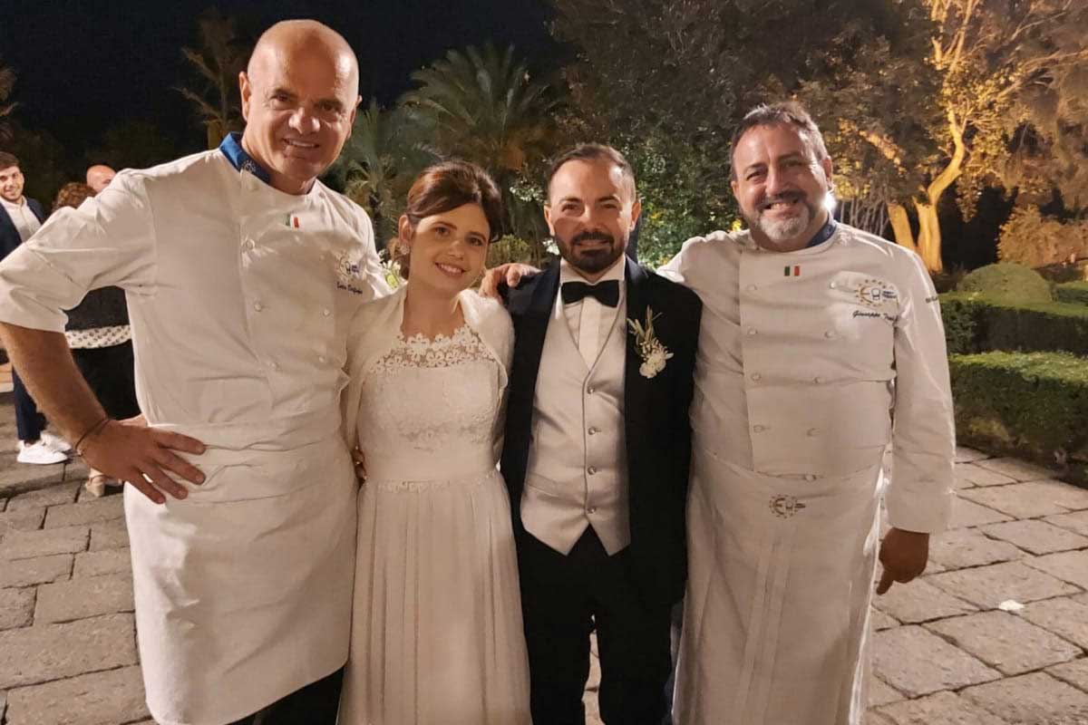 Enrico Derflingher, gli sposi e Giuseppe Triolo Matrimonio di gusto: Derflingher e Sorbello protagonisti di un ricevimento siciliano