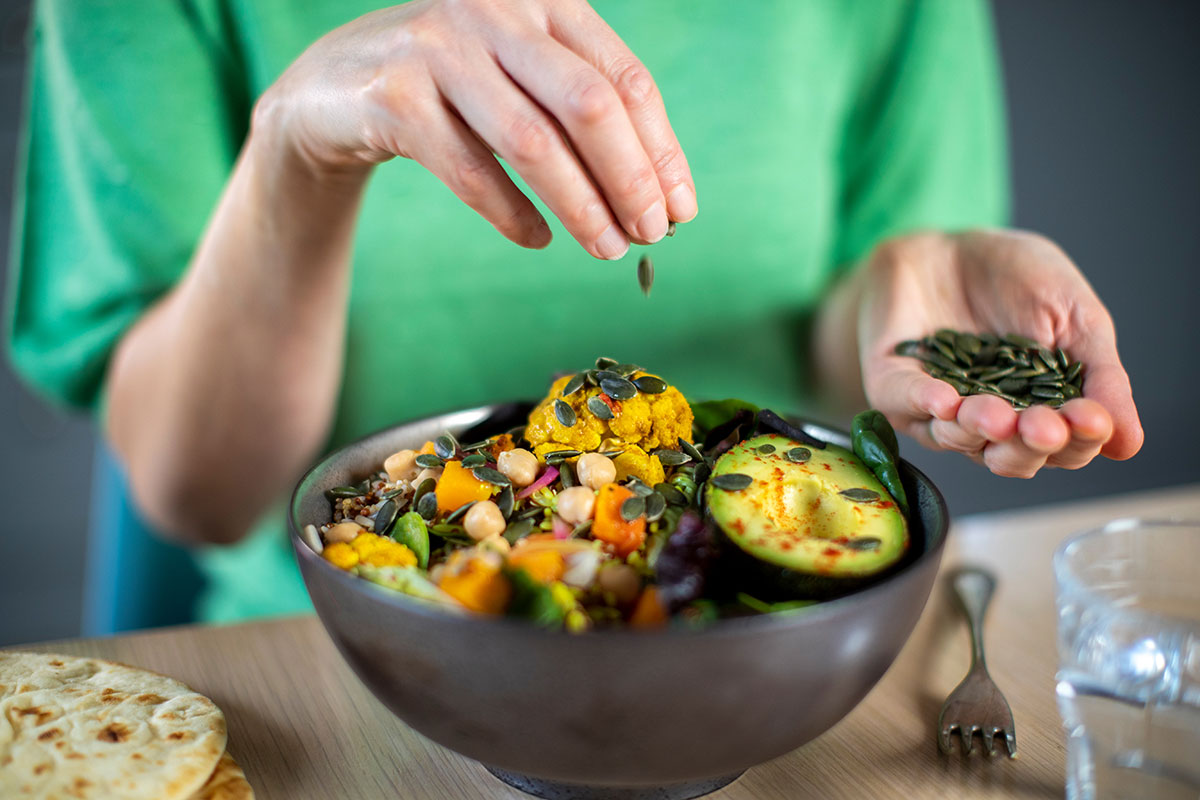 Consigli per un'alimentazione corretta Dieta antitumori? Non esiste, ma la prevenzione passa dalla tavola