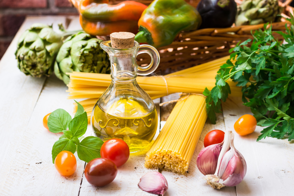 Vola l'export dei prodotti della Dieta Mediterranea La Dieta mediterranea piace sempre di più: record di acquisti di pasta, olio e vino