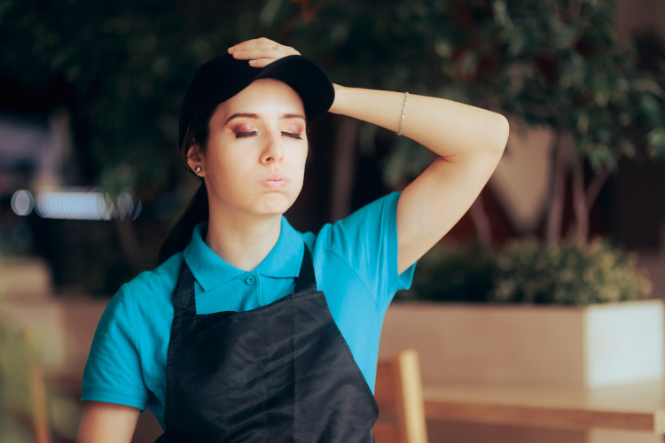 Carenza del personale, ma la colpa è della paga oraria?